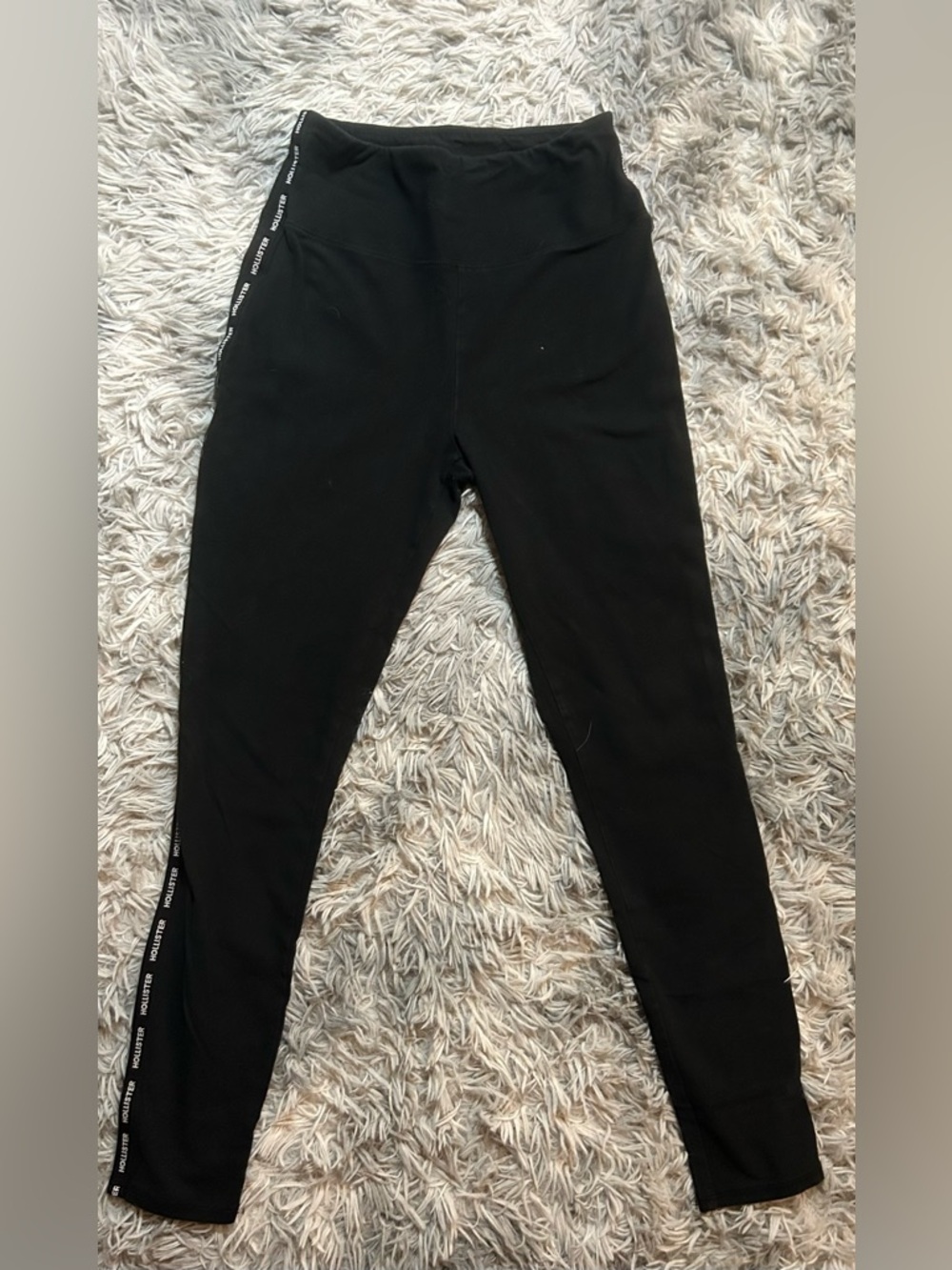 Hollister Black Ultra High-Rise Leggings